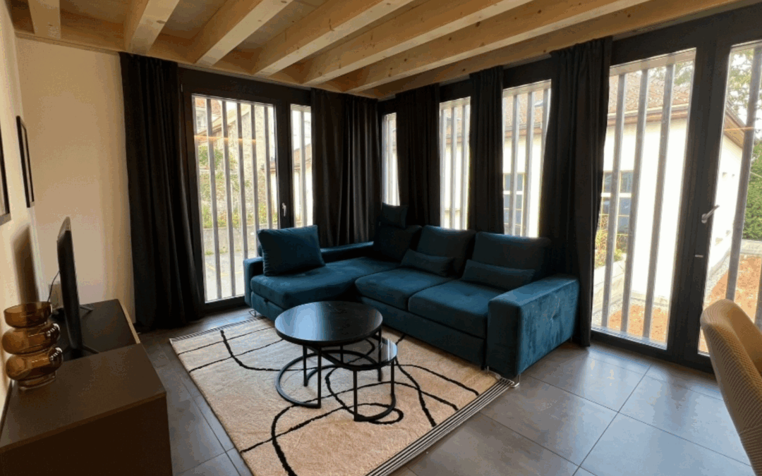 Studio C43-303